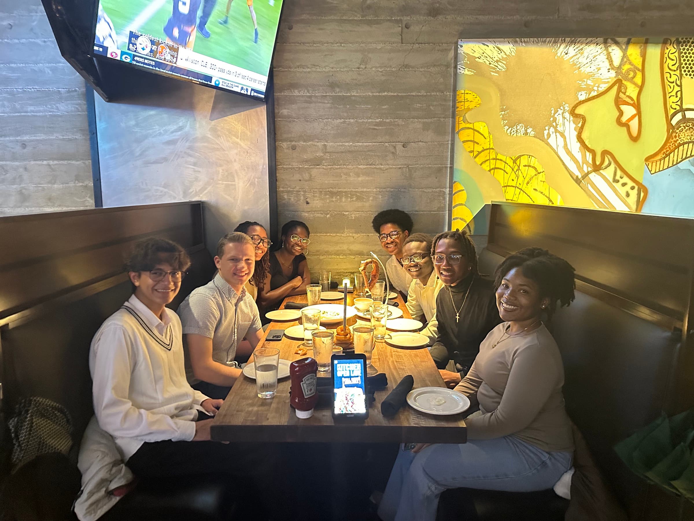 Civics Unplugged fellows at dinner in Boston